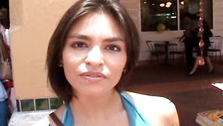 Adorable latin Maria shows her wazoo to bf